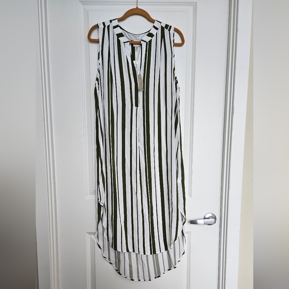 Dress/swimsuit cover-up